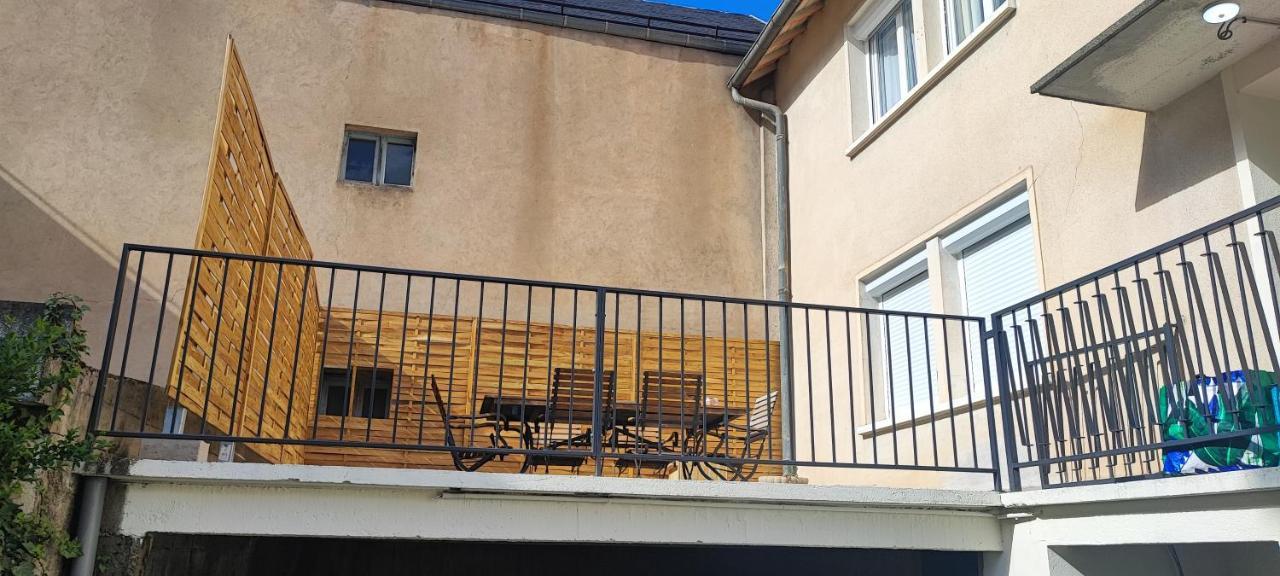Lodge Loupau Maga Bagnères-de-Luchon المظهر الخارجي الصورة