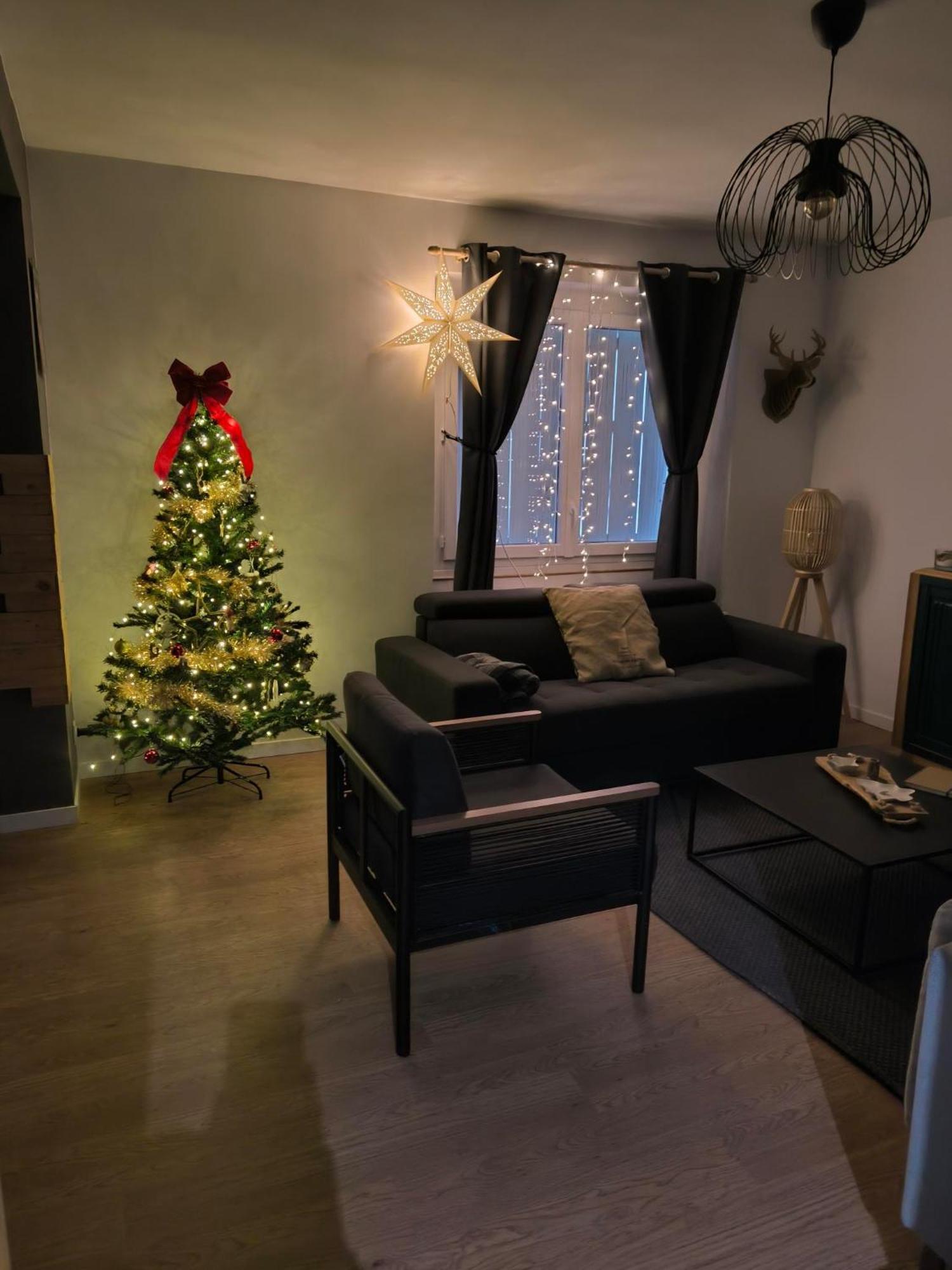 Lodge Loupau Maga Bagnères-de-Luchon المظهر الخارجي الصورة
